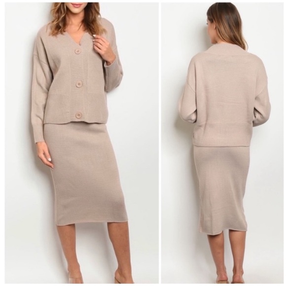 ❄️OATMEAL SKIRT SET - Picture 3 of 7